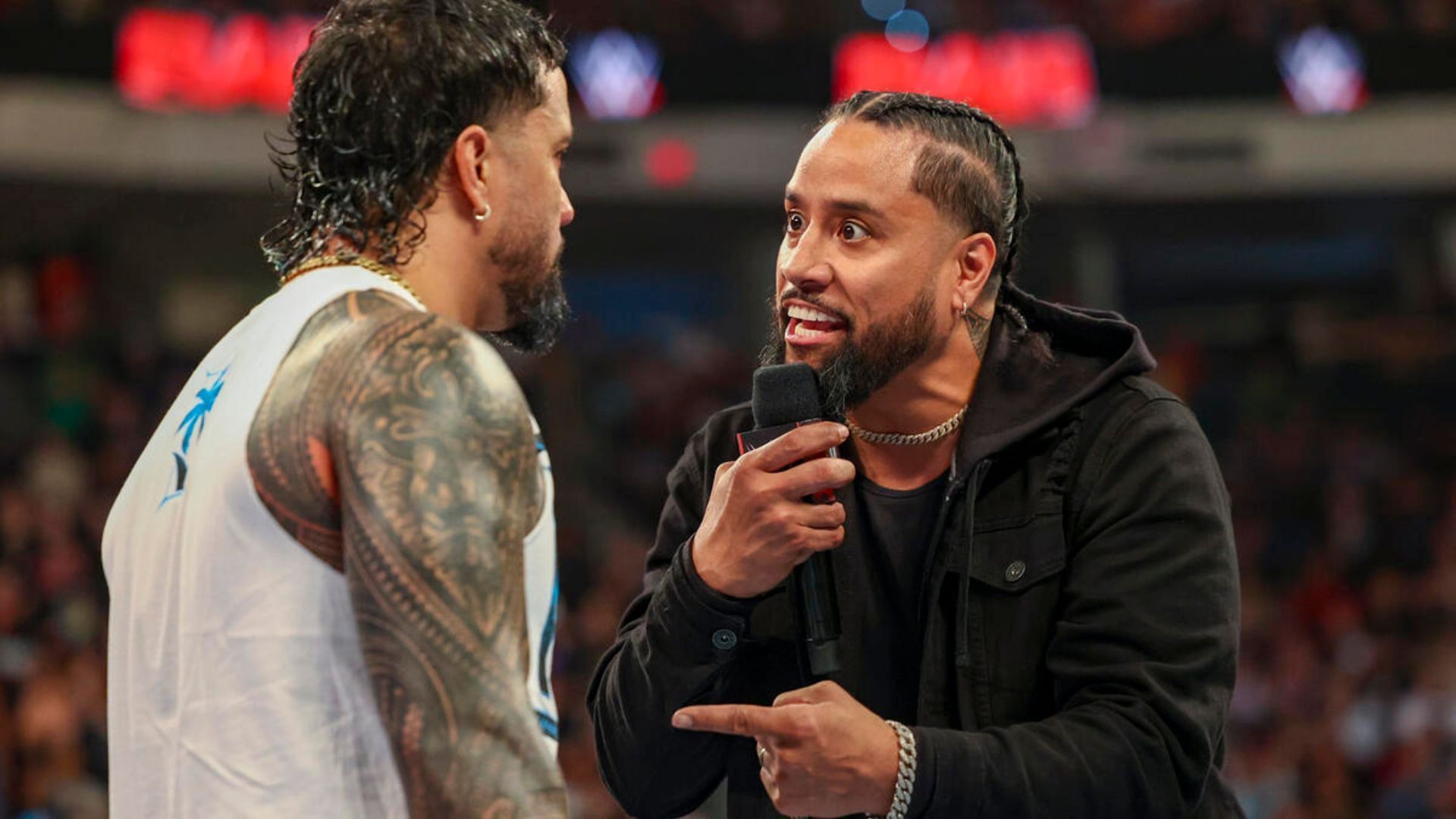 Former WWE Superstar reacts to Jey Uso vs. Jimmy Uso with a two-word ...