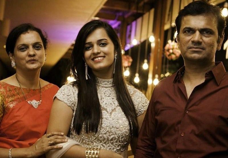 Devisha Shetty with her parents 