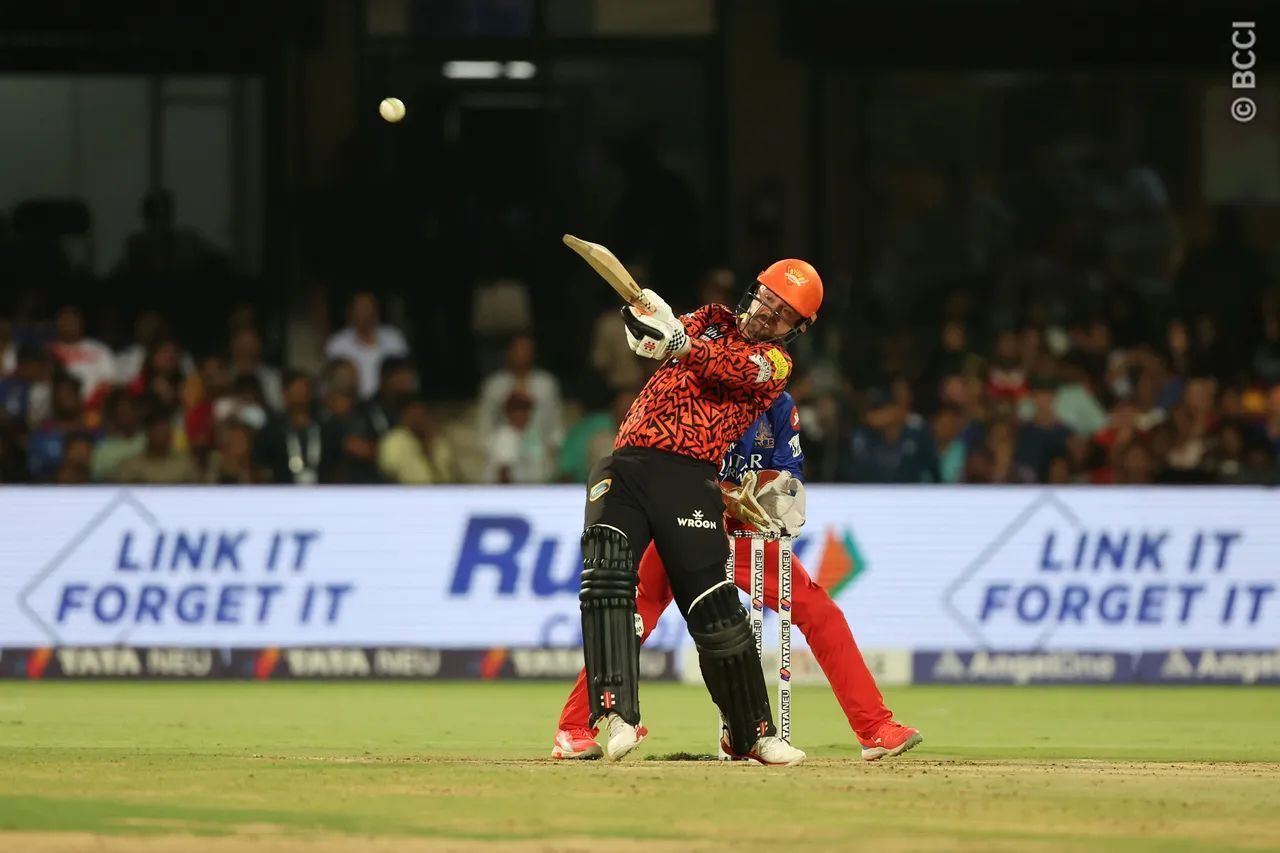 Travis Head played all sorts of strokes in his knock on Monday. [IPL]