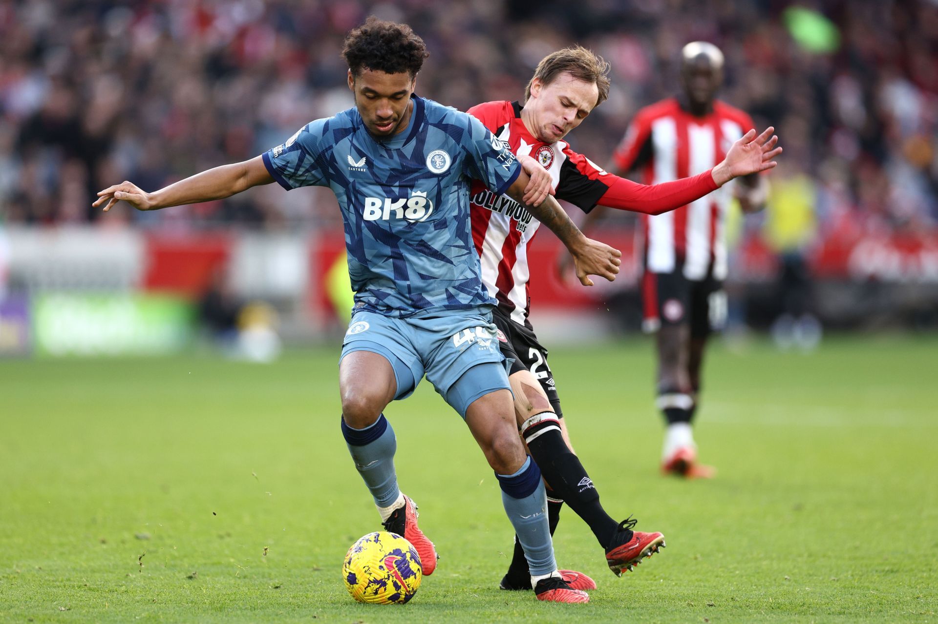 Brentford FC v Aston Villa - Premier League