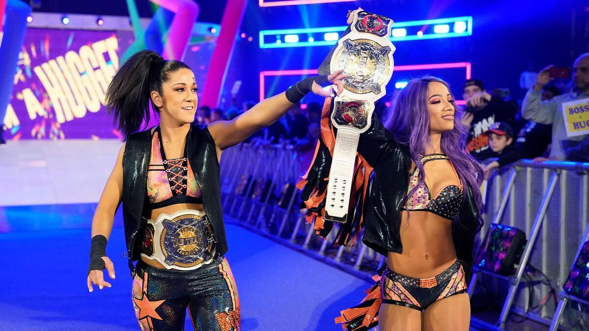 Sasha Banks &amp; Bayley vs. Nia Jax &amp; Tamina - WWE Women&#039;s Tag Team  Championship Match: photos | WWE
