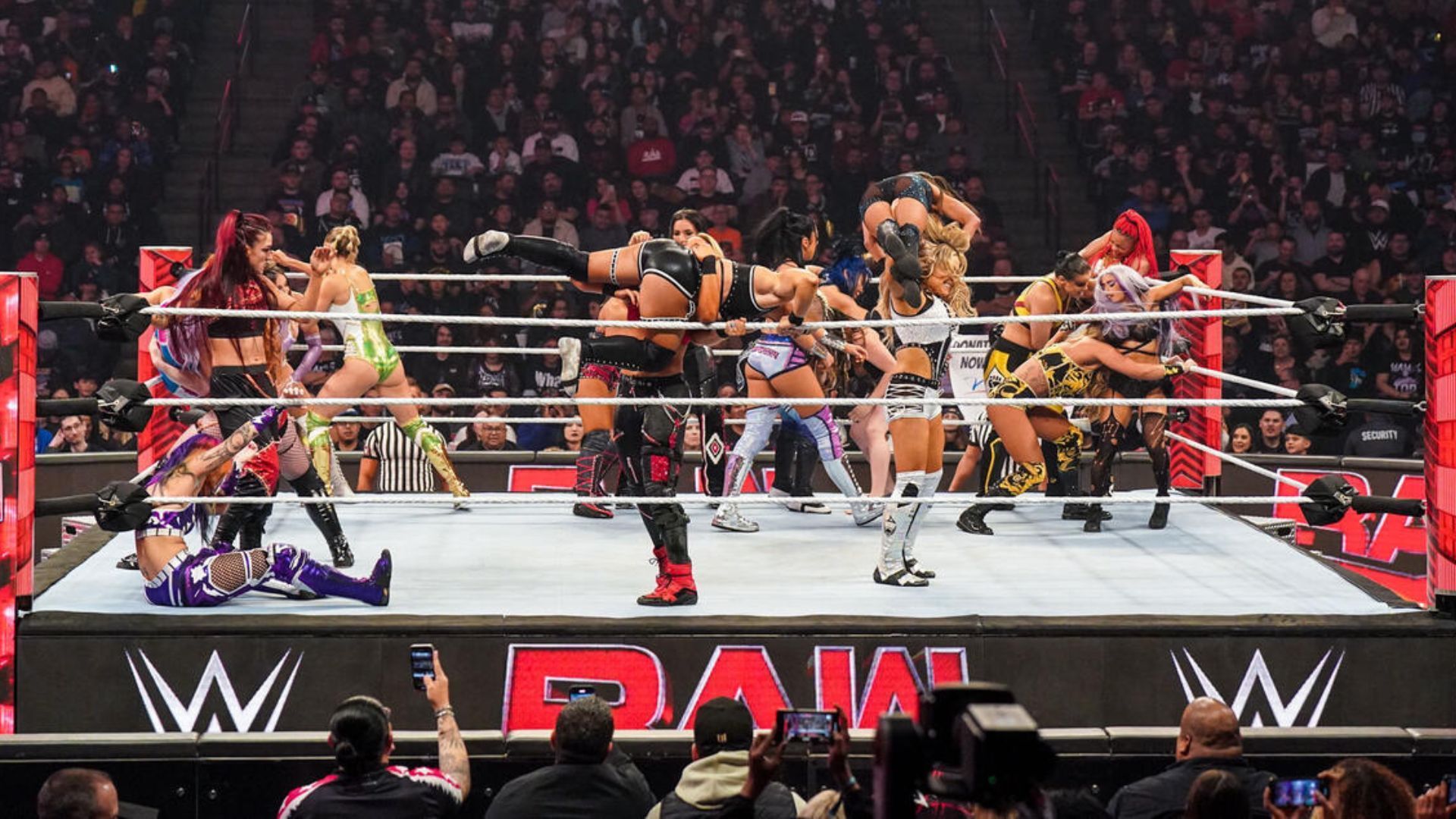 WWE RAW could see some changes in their pairings