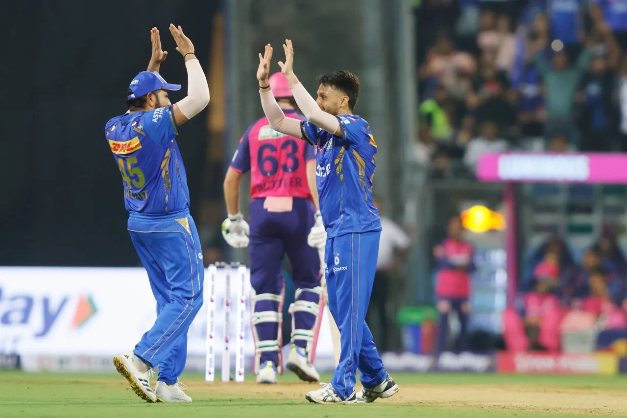 रोहित शर्मा को लेकर आया बड़ा बयान (Photo Credit - IPLT20)