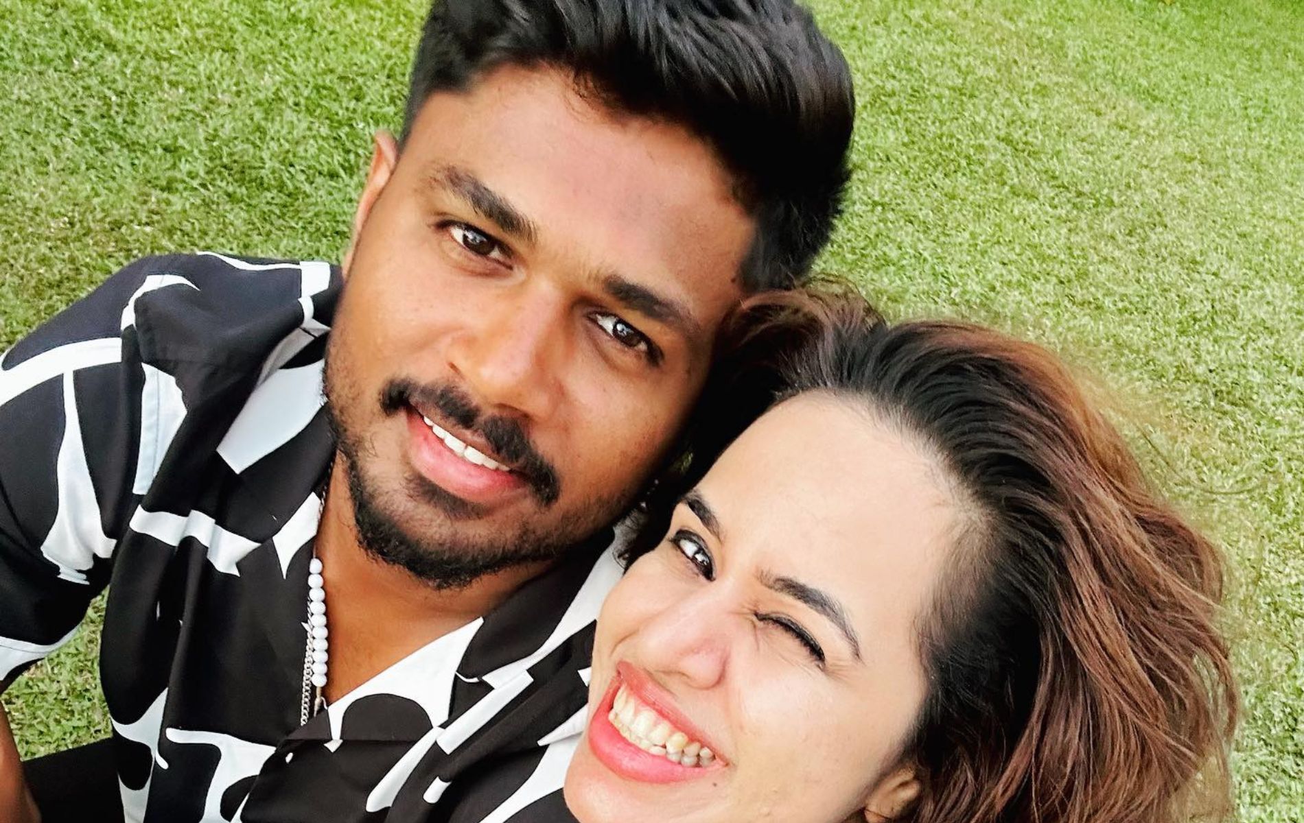 Sanju Samson (L) with his wife Charulatha (R).