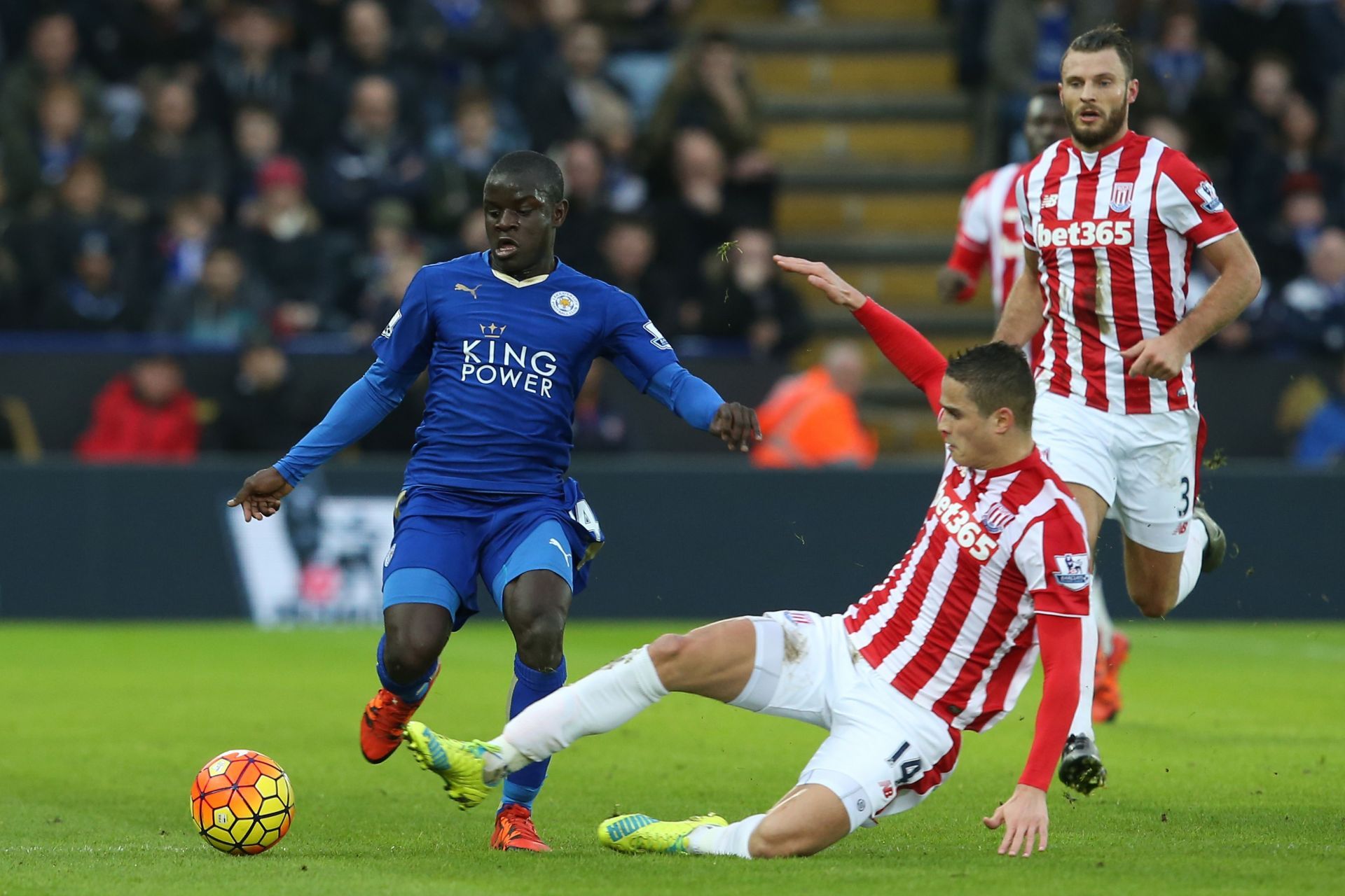 The diminutive Frenchman brought an extra set of lungs and quality, consistent tackling to help the Foxes lift the League