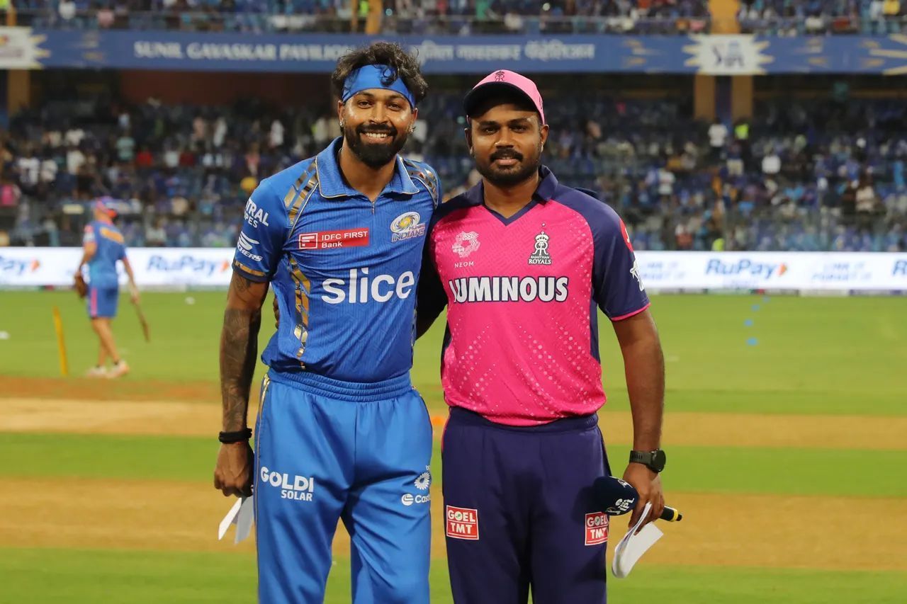 MI के खिलाफ हुई पिछली भिड़ंत को RR ने अपने नाम किया था (Photo Courtesy : IPL Website)