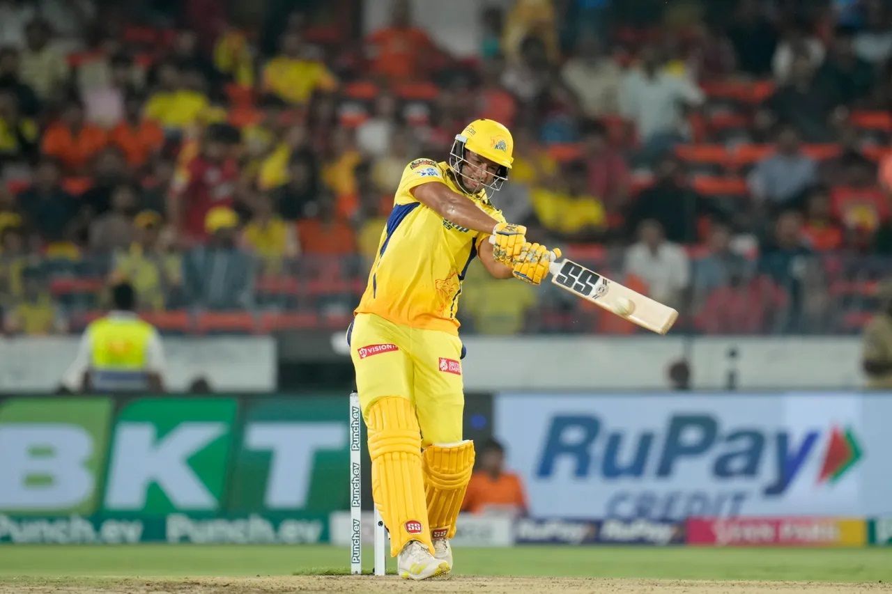 Shivam Dube smashed 45 runs off 24 deliveries. [P/C: iplt20.com]