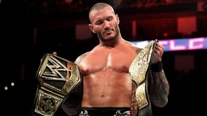 4 बातें जो आपको WWE दिग्गज Randy Orton के बारे में जरूर जाननी चाहिए