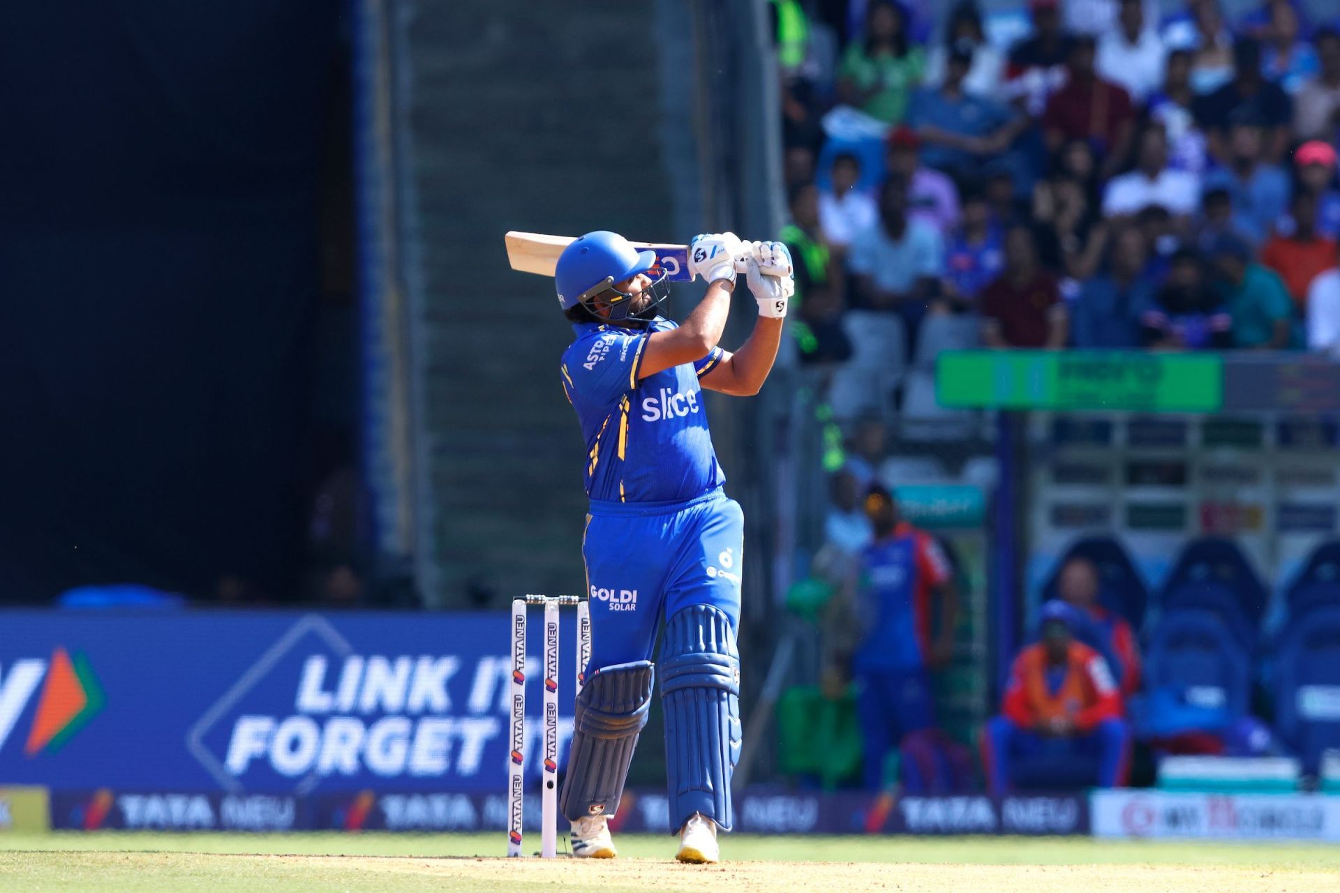 IPL: Twitter goes wild as Rohit Sharma smashes 49 off 27 balls during ...