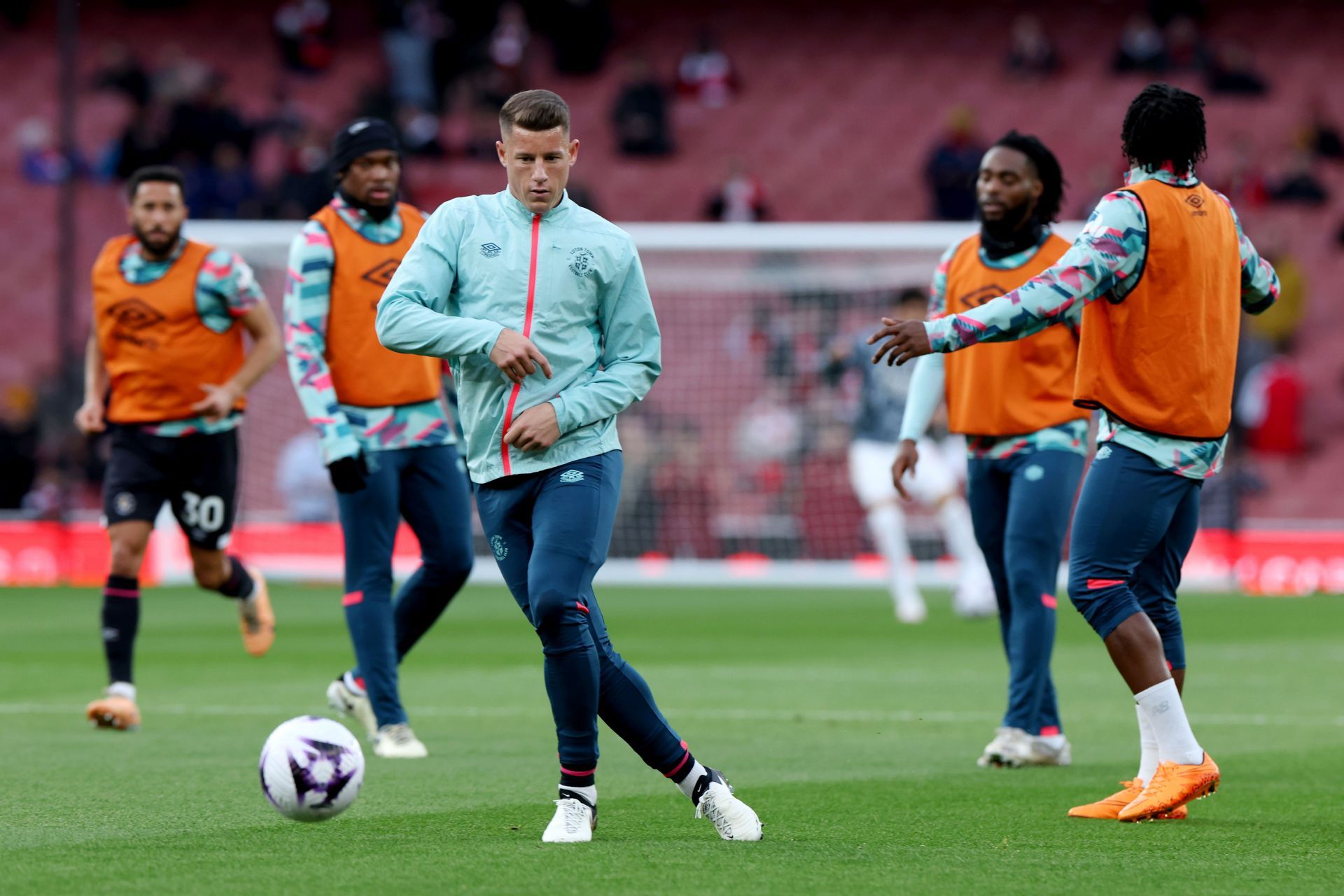 Arsenal FC v Luton Town - Premier League