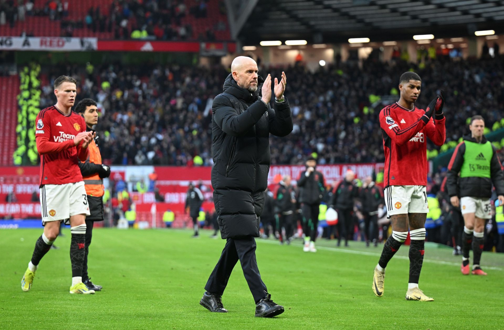 Manchester United v Fulham FC - Premier League