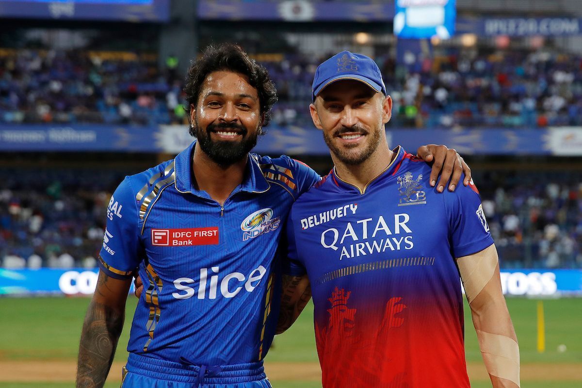 Hardik Pandya and Faf du Plessis. (Credits: Twitter)