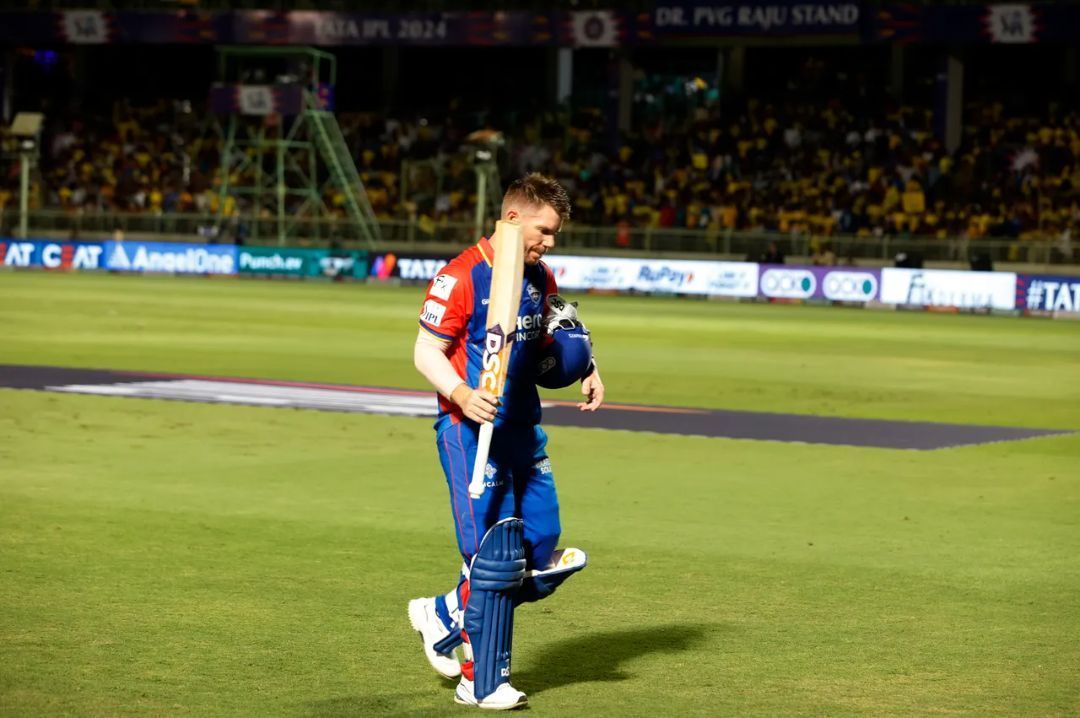 David Warner heading to his dugout vs CSK