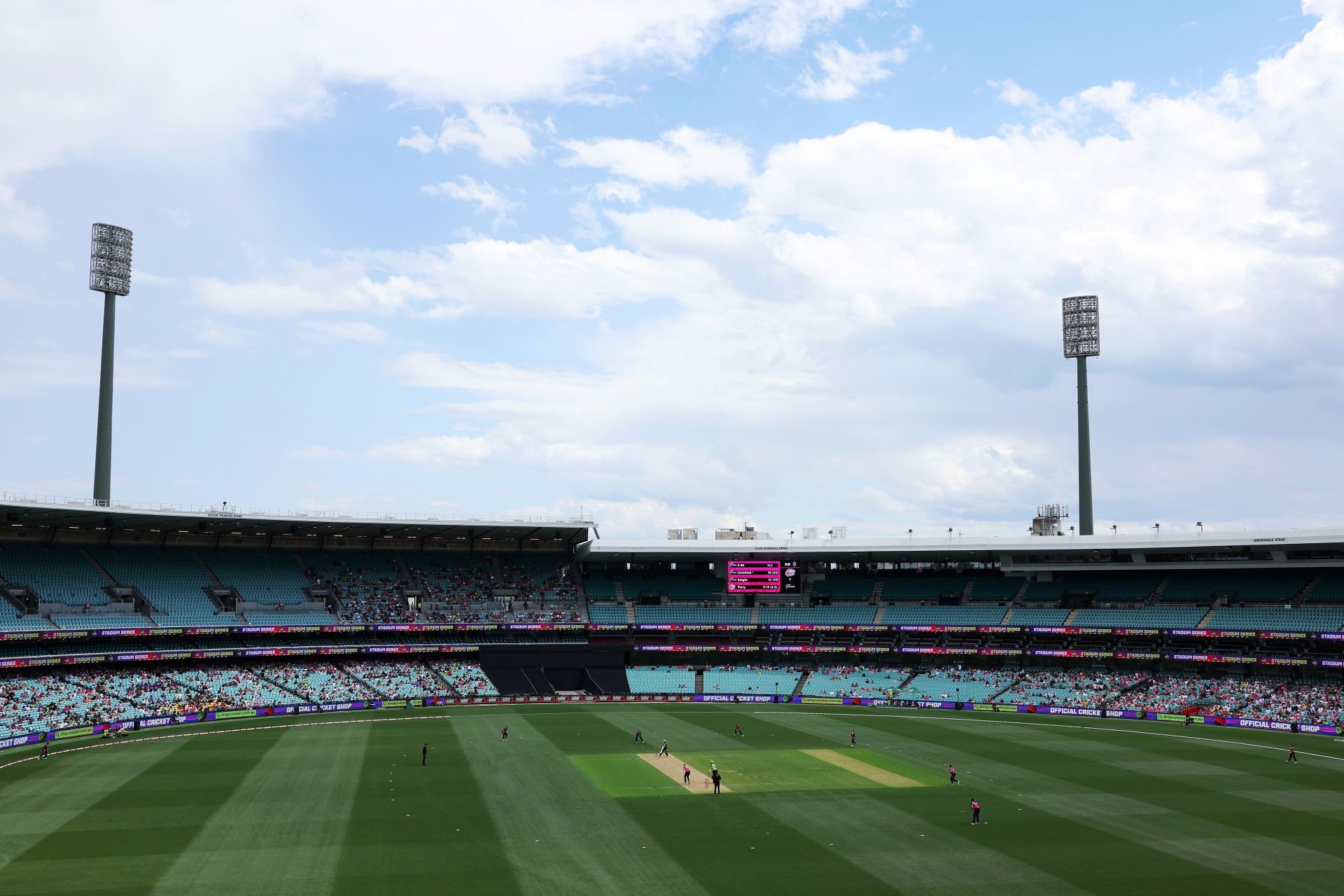 WBBL - Sydney Sixers v Sydney Thunder