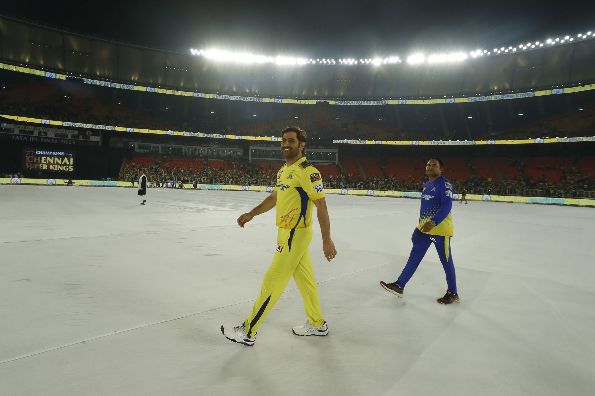 Can MS Dhoni help the Chennai Super Kings win their match against Rajasthan Royals? (Image: Getty)