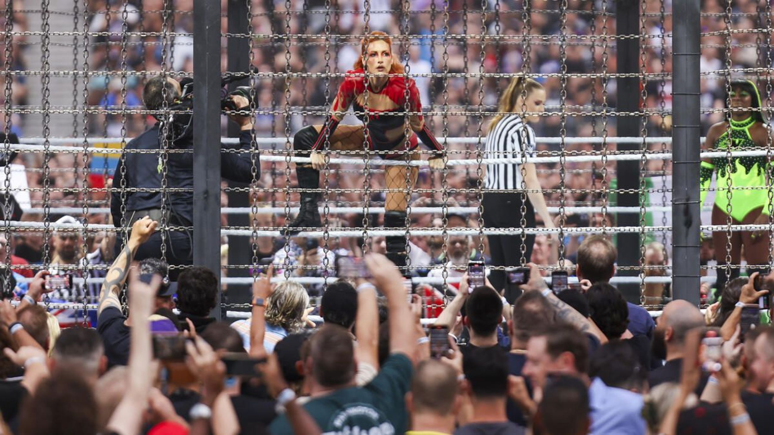 Becky Lynch is on an expiring contract in WWE (Photo credit: WWE.com)