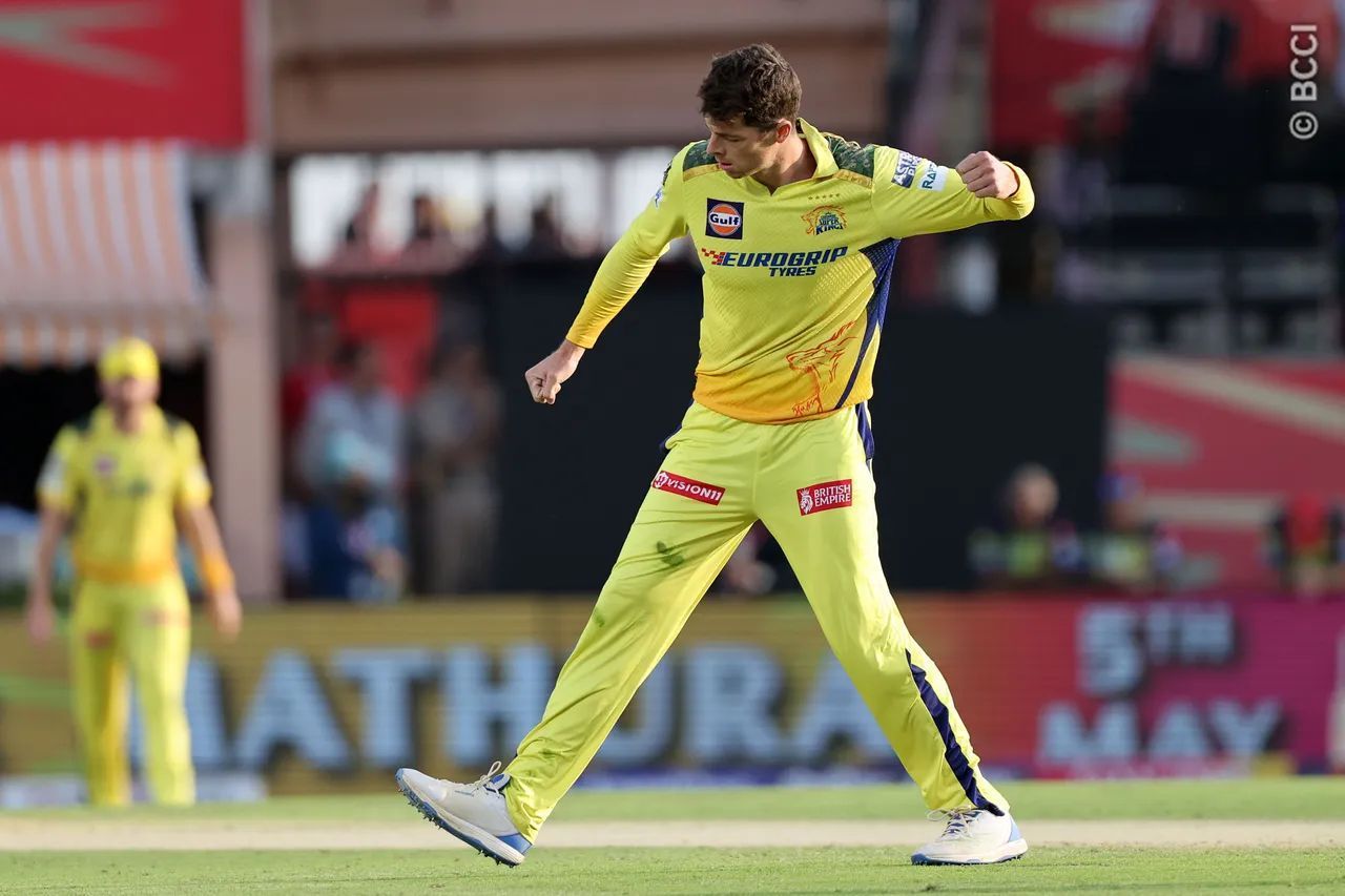 Mitchell Santner celebrates taking the wicket of Shashank Singh during PBKS vs CSK IPL 2024 game at Dharamshala