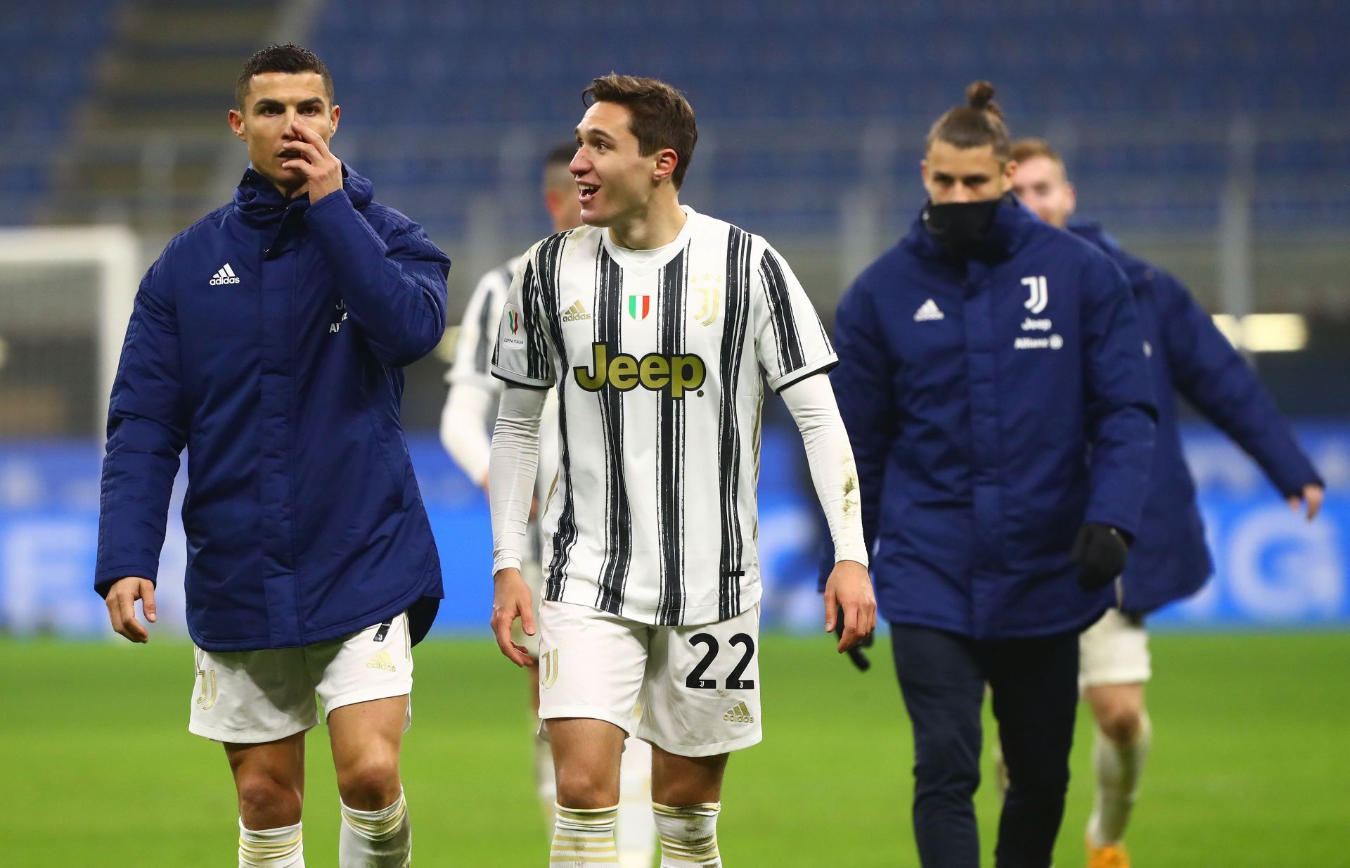 Fernando Chiesa (middle) sang former teammate Cristiano Ronaldo&#039;s praises.