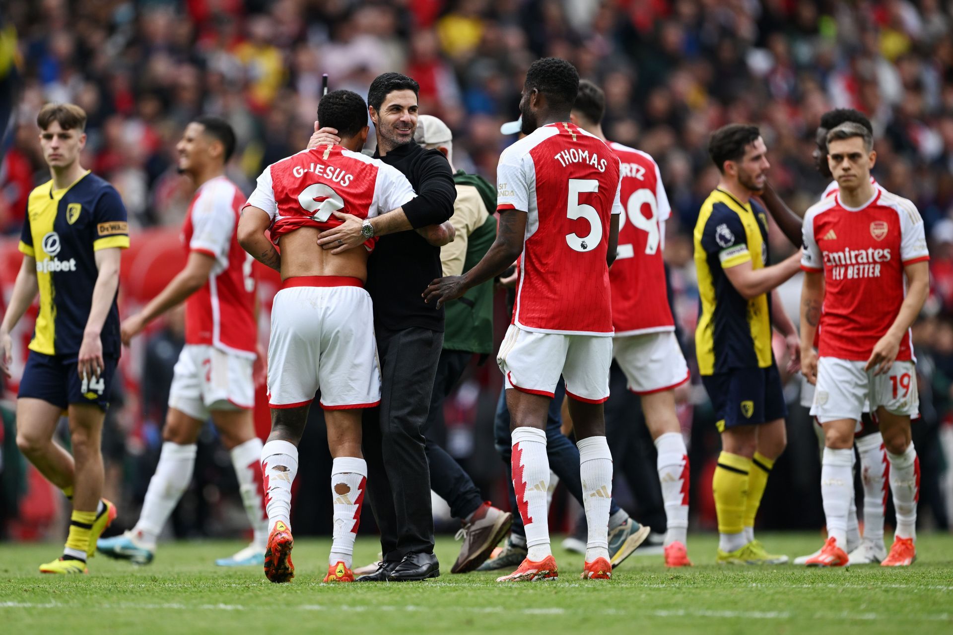 Arsenal FC celebrating