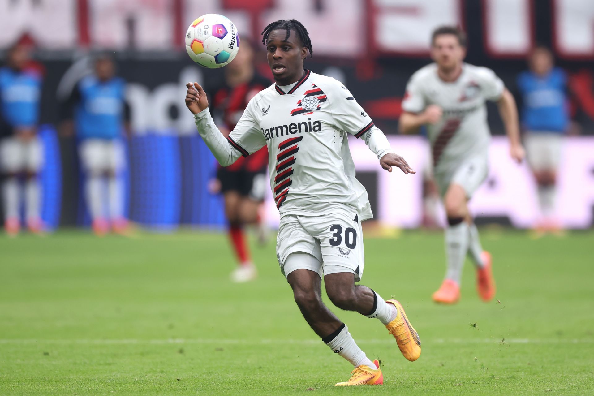 Frimpong in Eintracht Frankfurt v Bayer 04 Leverkusen