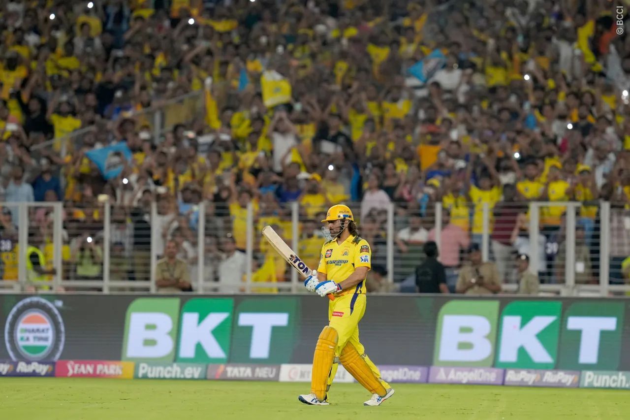 MS Dhoni won the hearts of the fans in Ahmedabad (Image: IPLT20.com/BCCI)