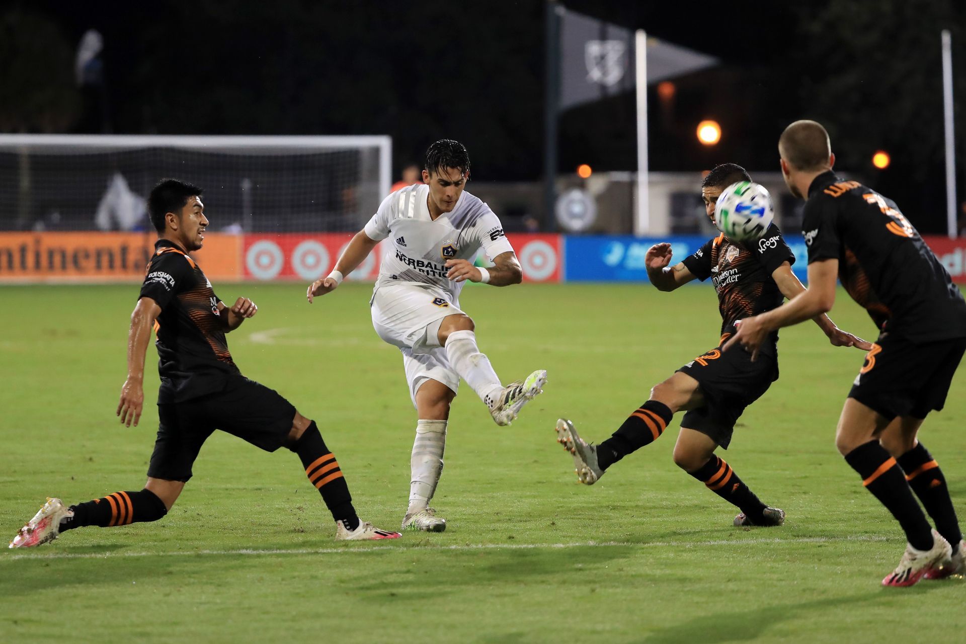 Los Angeles Galaxy v Houston Dynamo - MLS Is Back Tournament