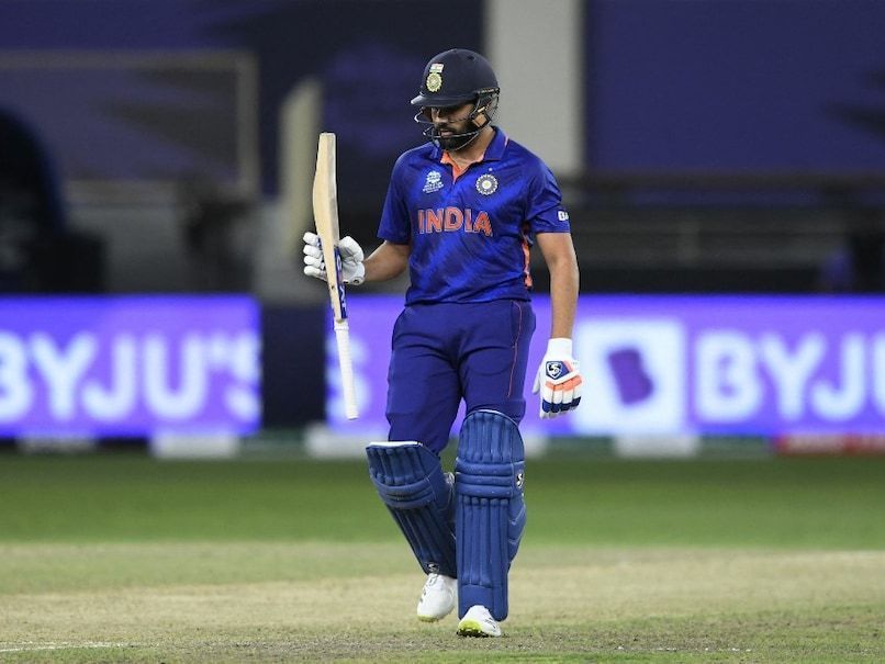 mcqi6mbo_rohit-sharma-batting-afp_625x300_09_November_21.jpg (806&times;605)