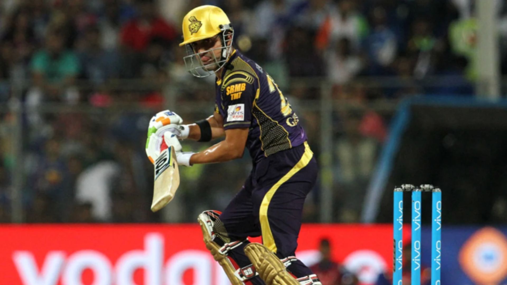 Gambhir plays a shot during his half-century against MI in 2016. 