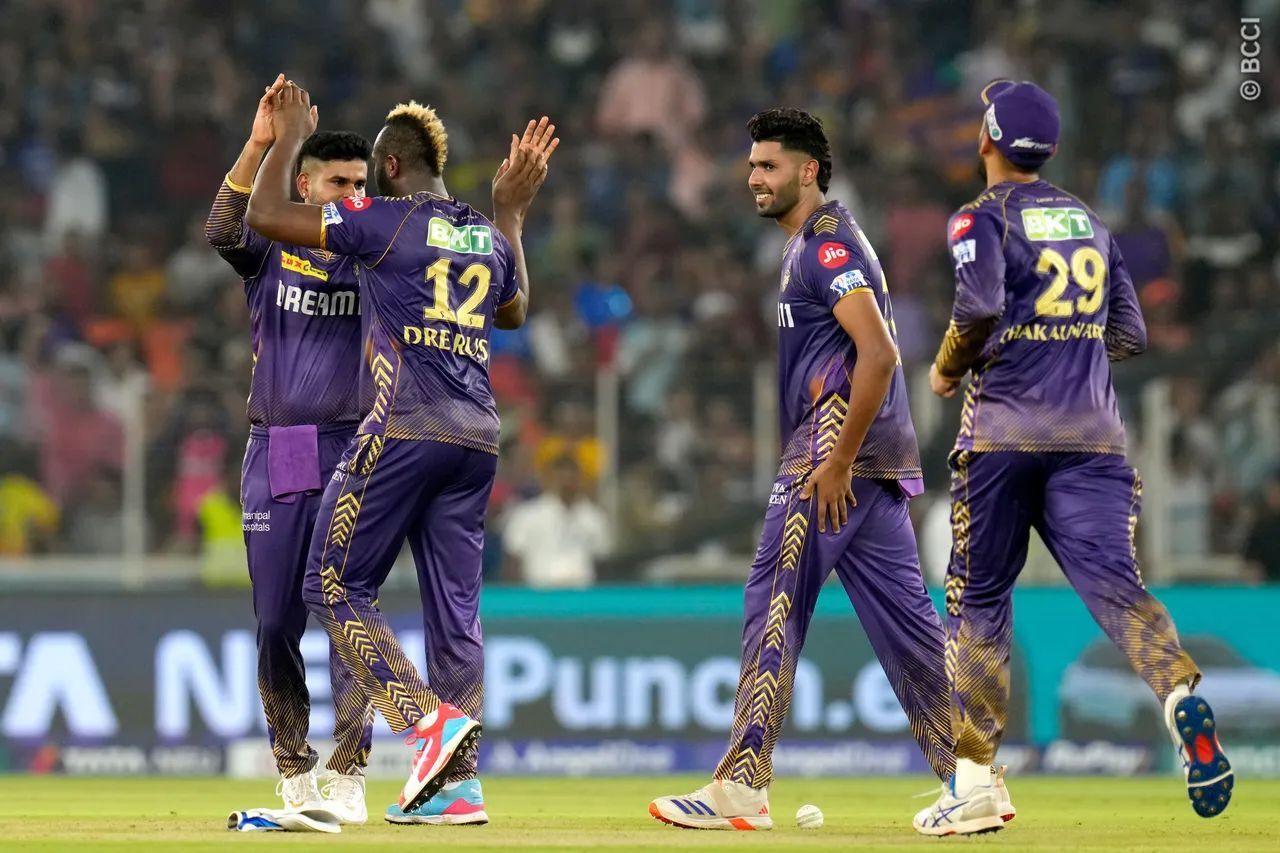 The KKR players celebrating the fall of an SRH wicket in Qualifier 1. (BCCI/ iplt20.com)