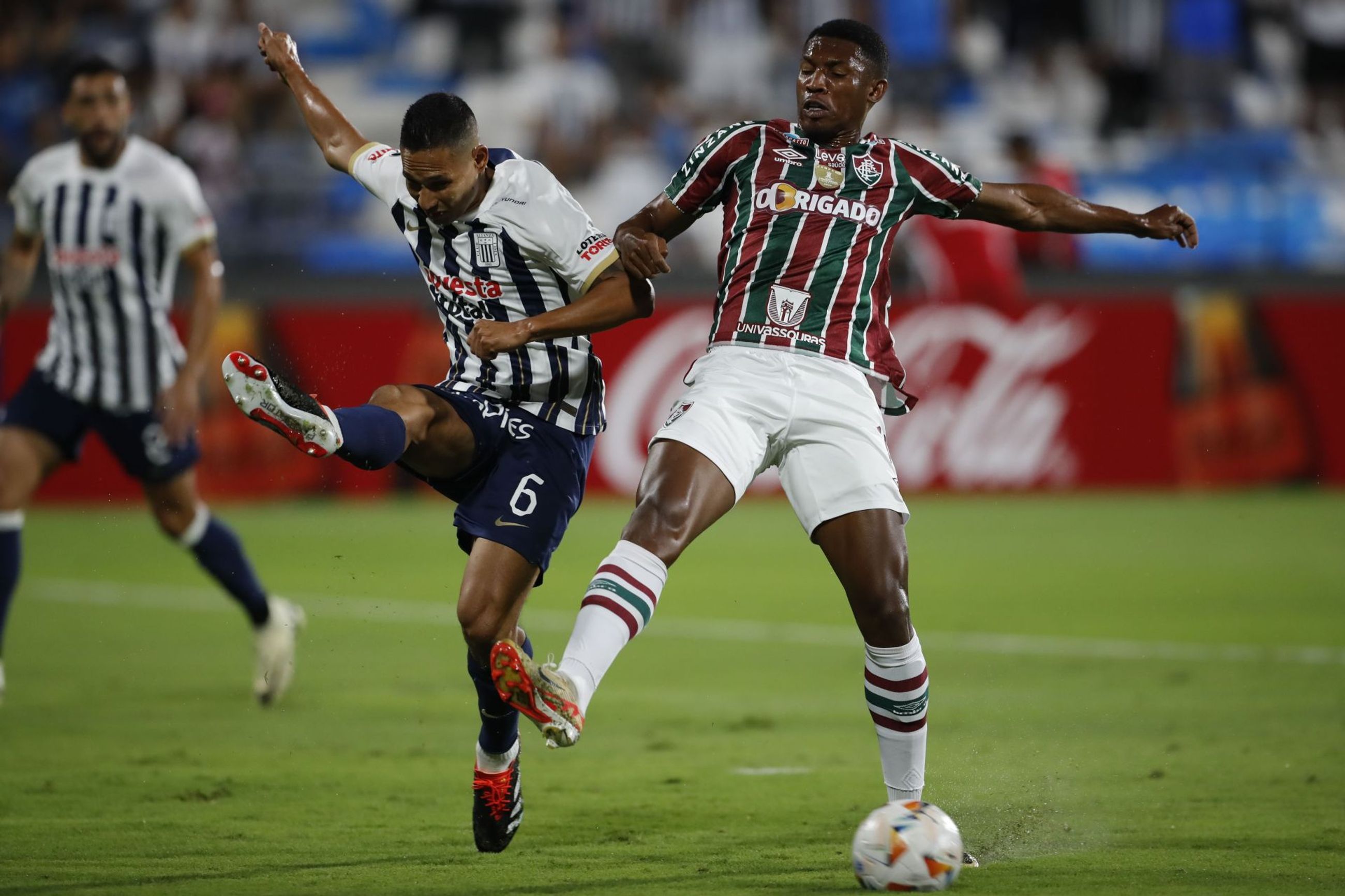 Alianza Lima v Fluminense - Copa CONMEBOL Libertadores 2024