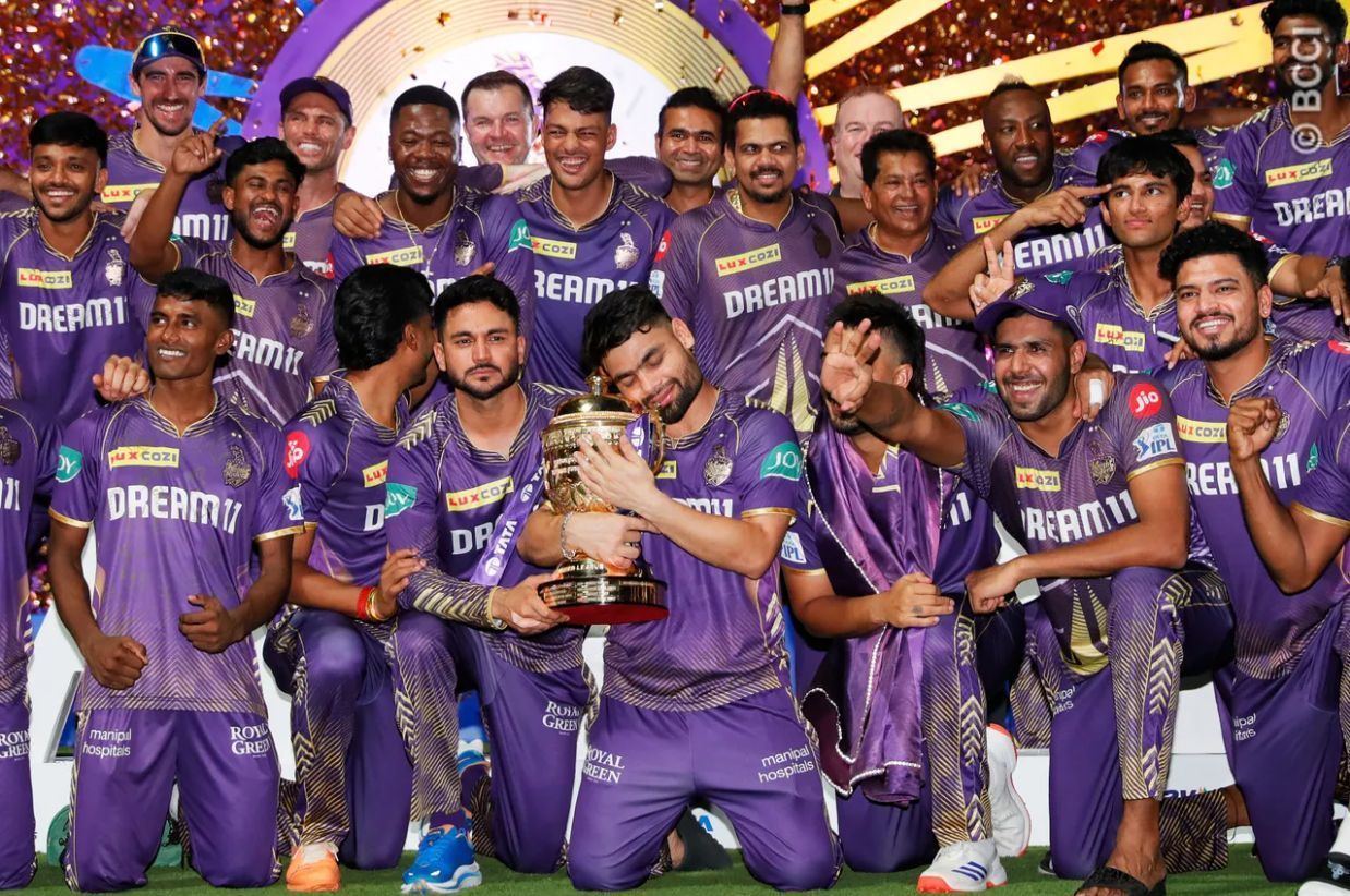 KKR players lifting IPL 2024 trophy [Image credit: IPLT20/BCCI]