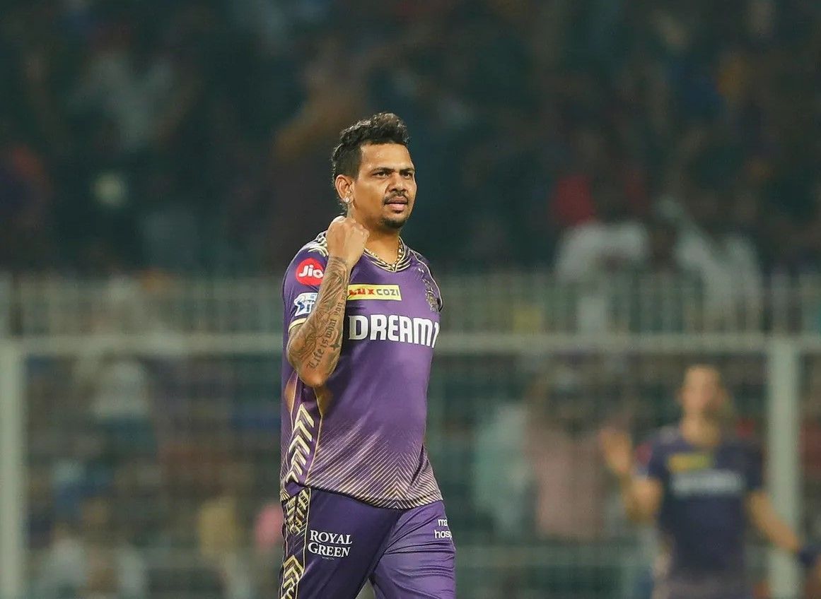 सुनील नरेन ने की जबरदस्त गेंदबाजी (Photo Credit - IPL)