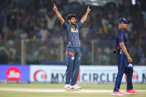 Arshad Khan had Jake Fraser-McGurk caught at long-on for a duck. [P/C: iplt20.com]