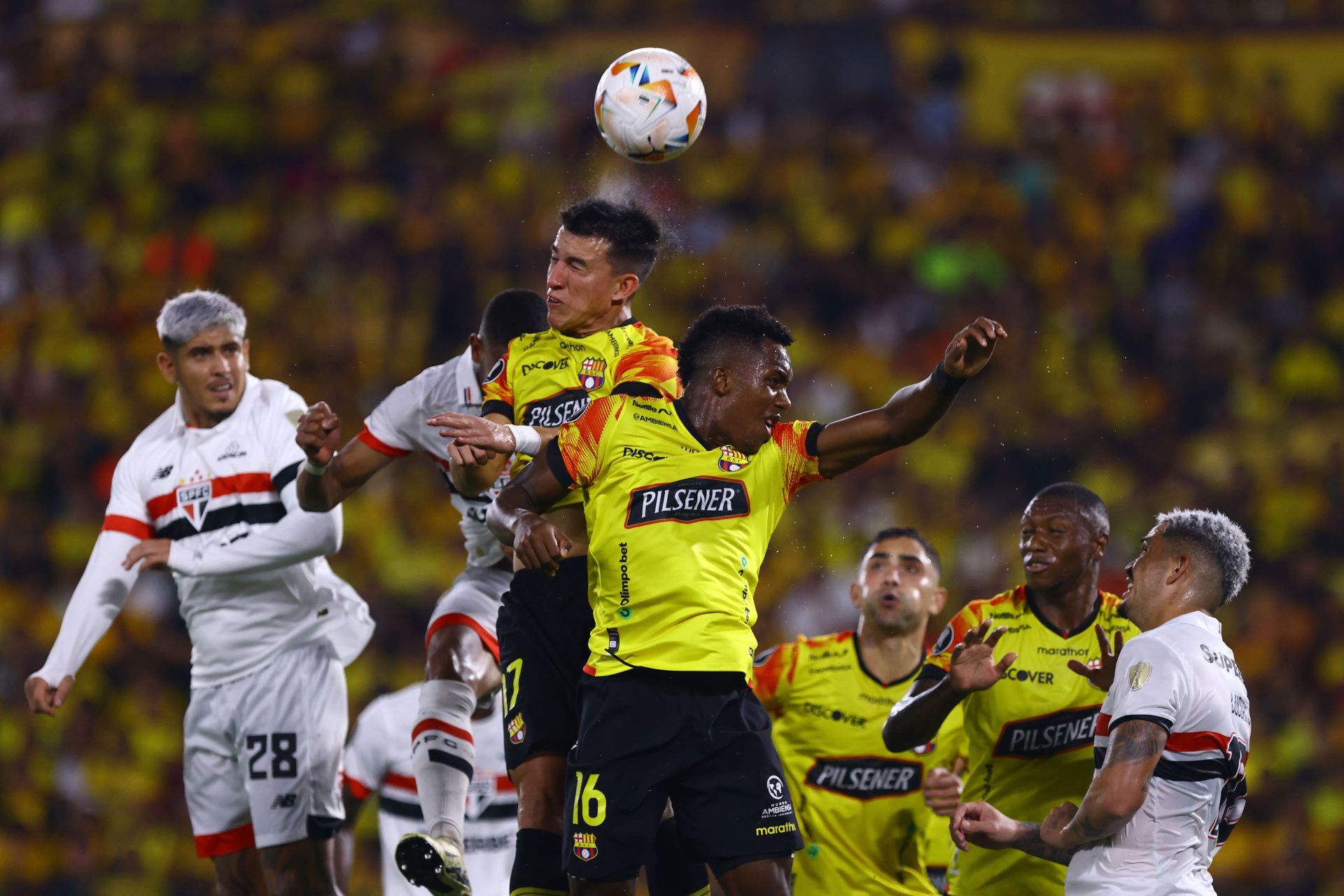 Barcelona SC v Sao Paulo - Copa CONMEBOL Libertadores 2024