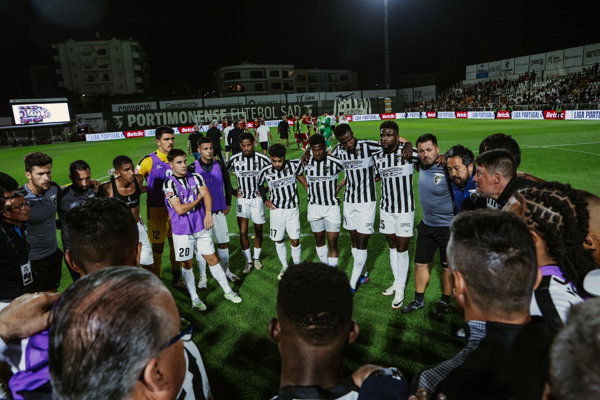 Portimonense will face AVS on Sunday. Credit: @PortimonenseSAD on Twitter 