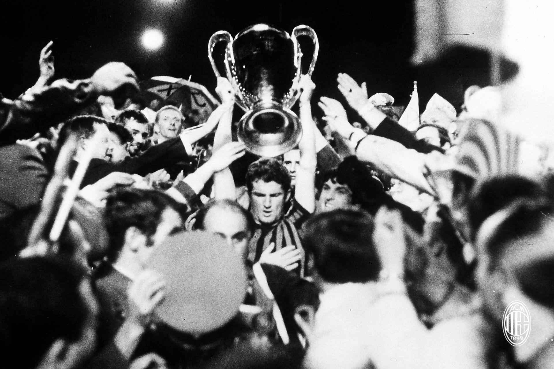 Prati after winning the 1969 European cup trophy. (Image courtesy: AC Milan)