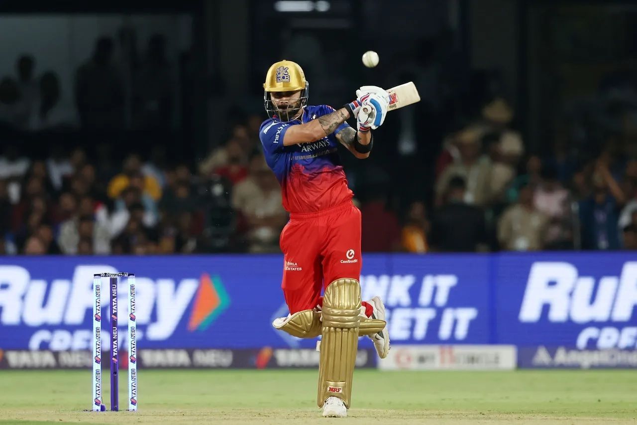 Virat Kohli smashed 27 runs off 13 deliveries. [P/C: iplt20.com]