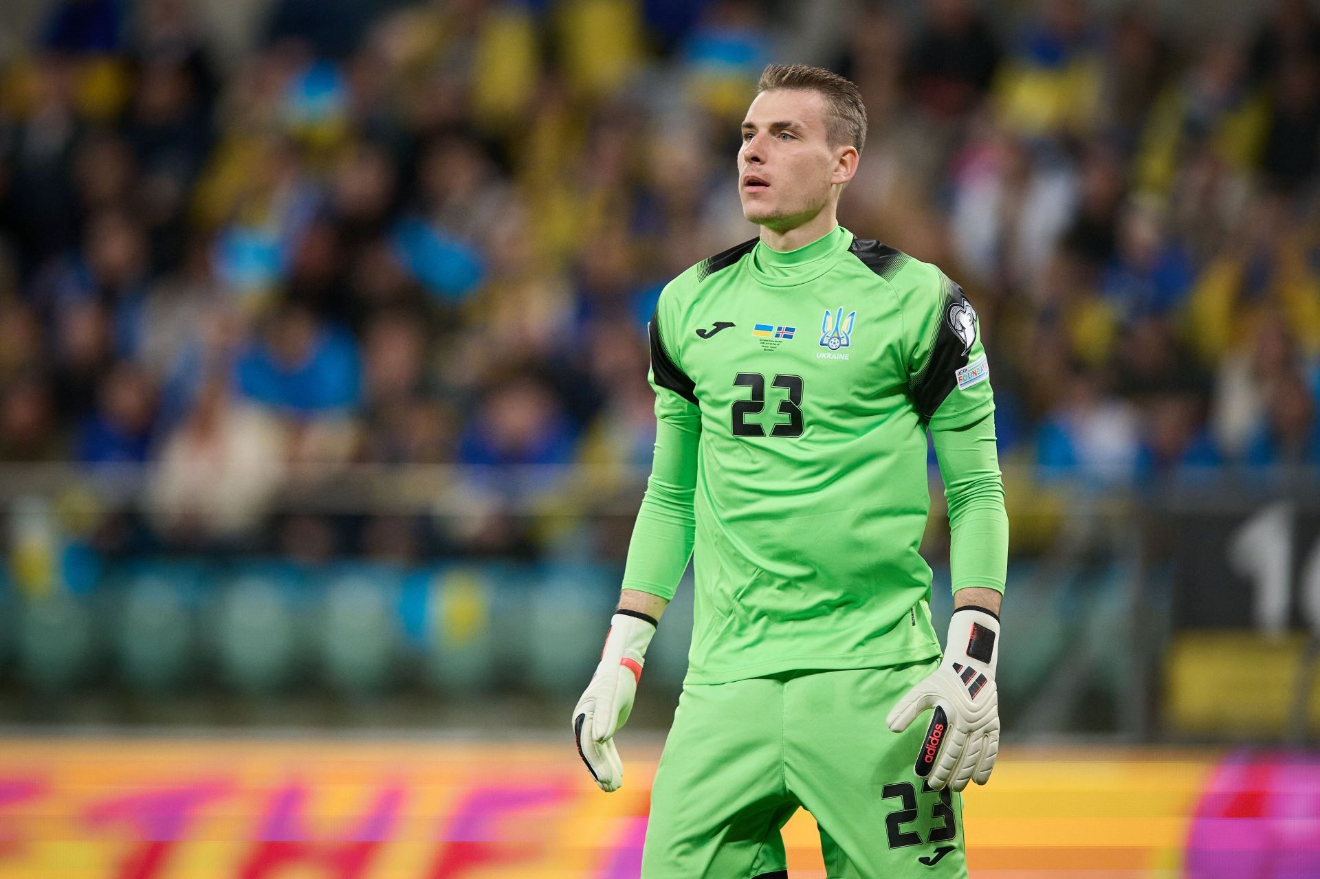 Andriy Lunin has admirers at Old Trafford