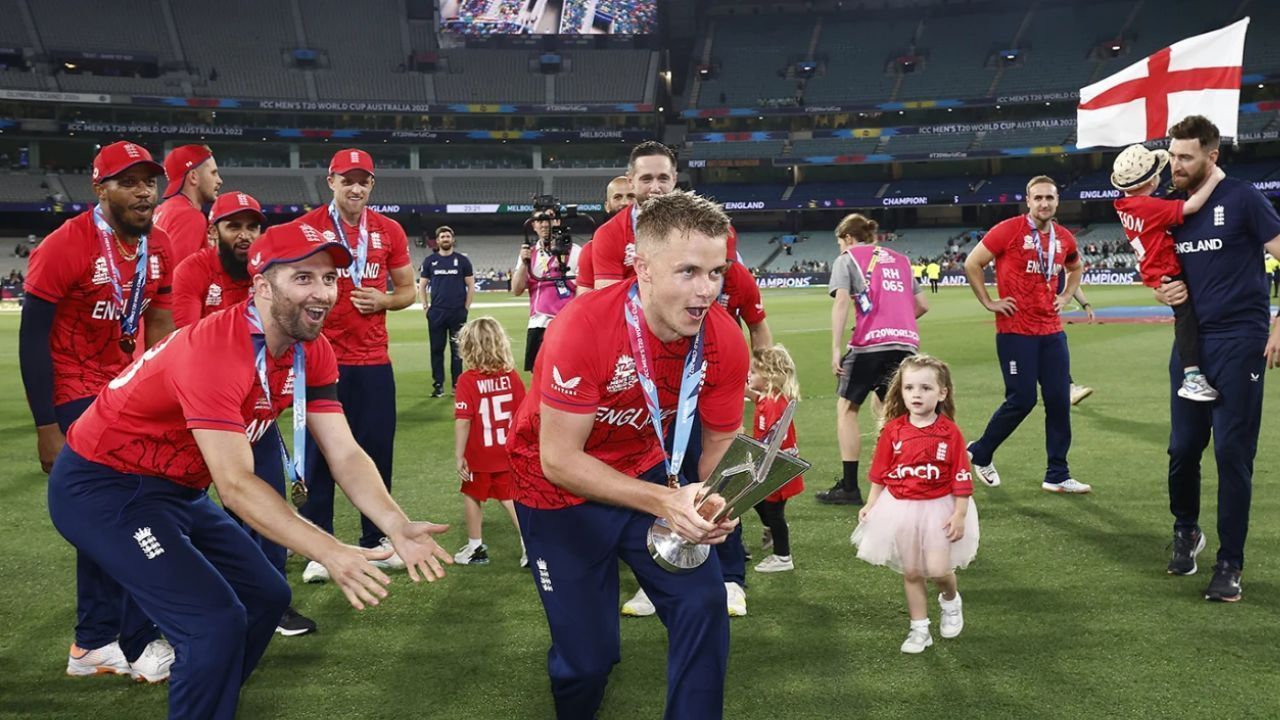 इंग्लैंड की टीम दो बार टी20 चैंपियन बन चुकी है (photo: AFP)