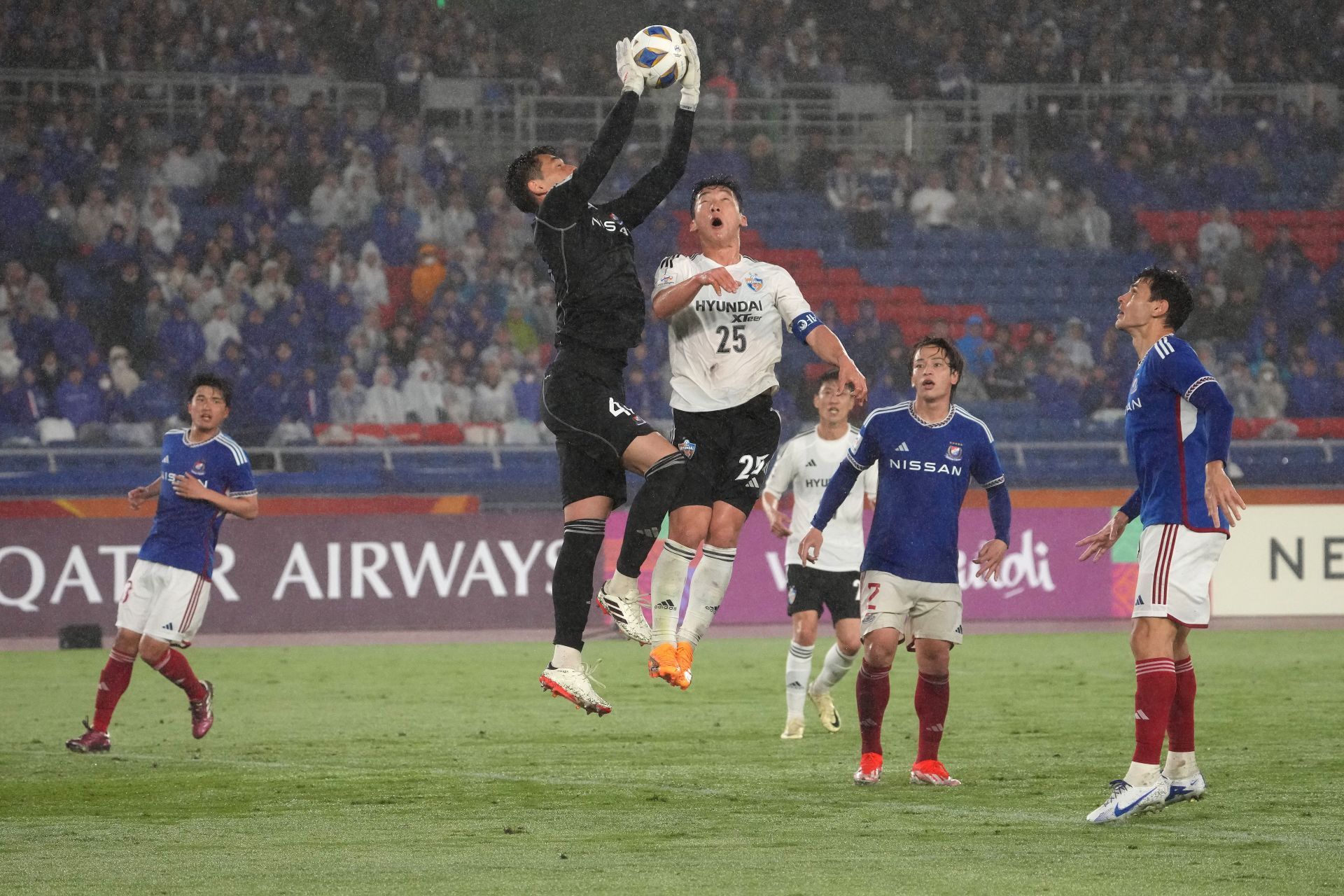 Yokohama F.Marinos v Ulsan Hyundai - AFC Champions League Semi Final 2nd Leg