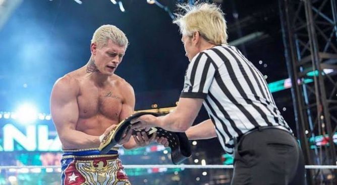 WWE SummerSlam से पहले ही खत्म हो जाएगी अनडिस्प्यूटेड चैंपियन की बादशाहत? चौंकाने वाला बयान आया सामने