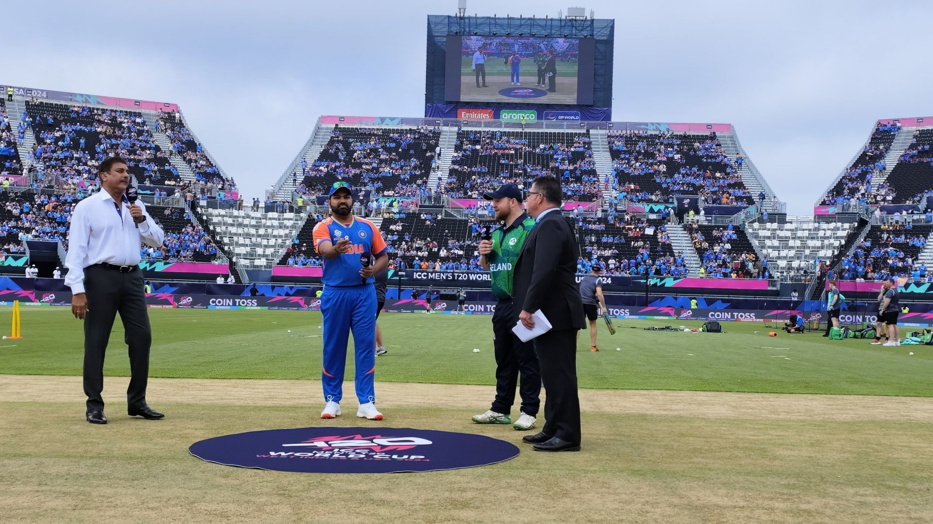 टॉस के दौरान रोहित शर्मा और पॉल स्टर्लिंग (Photo: BCCI)