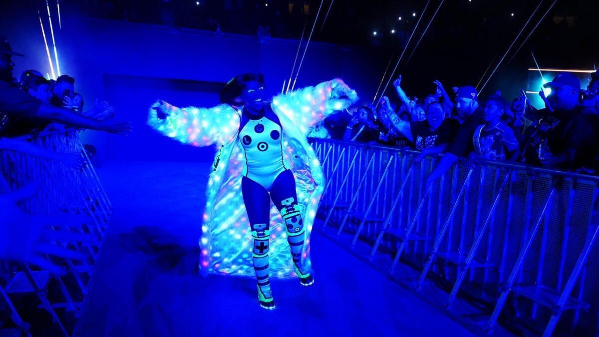 The GLOW [Image credits: WWE.com]