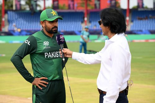 Babar Azam speaking to Ramiz Raja at toss. (Credits: Twitter)