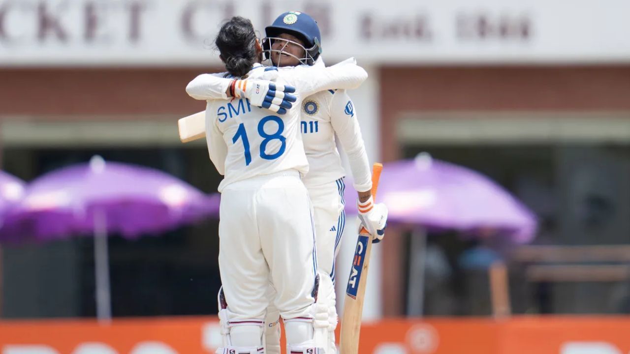 स्मृति मंधाना और शैफाली वर्मा ने रिकॉर्ड तोड़ साझेदारी की (Photo Credit: bcci.tv)