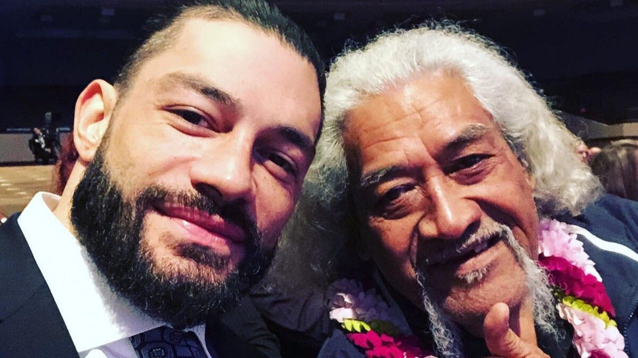 WWE Superstar Roman Reigns with his father Sika [Image credits: WWE]