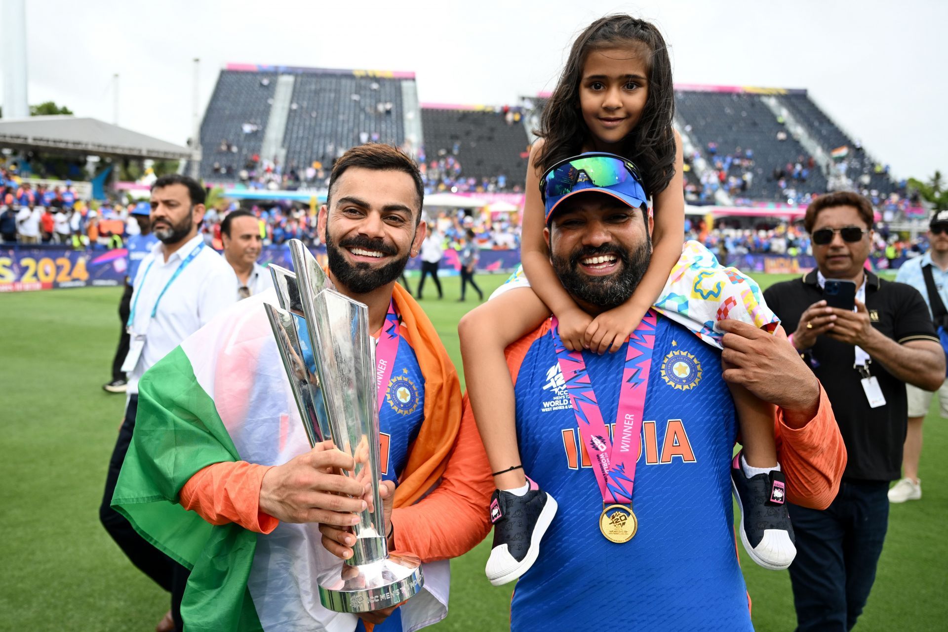 Virat Kohli (left) with Rohit Sharma and daughter Samaira (Image Credit: Getty Images)