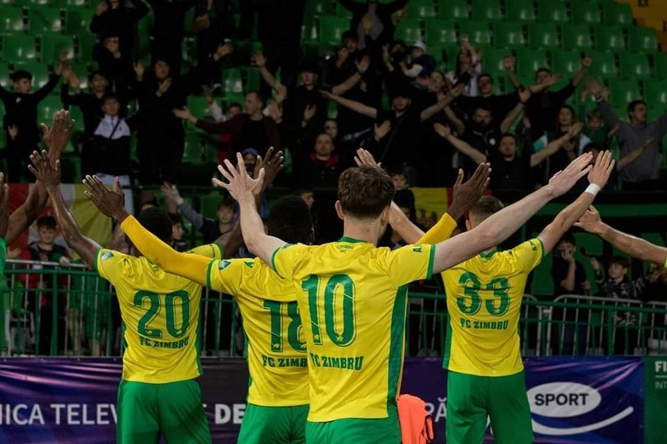 Zimbru Chișinău players greeting the crowd. Credit: Zimbru Chișinău official Facebook page