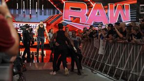 टॉप WWE सुपरस्टार ने सीएम पंक के पुराने दोस्त का जिक्र करके उनकी उड़ाई धज्जियां, अपने फिल्म को प्रमोट करते हुए भी दिग्गज पर कसा तंज