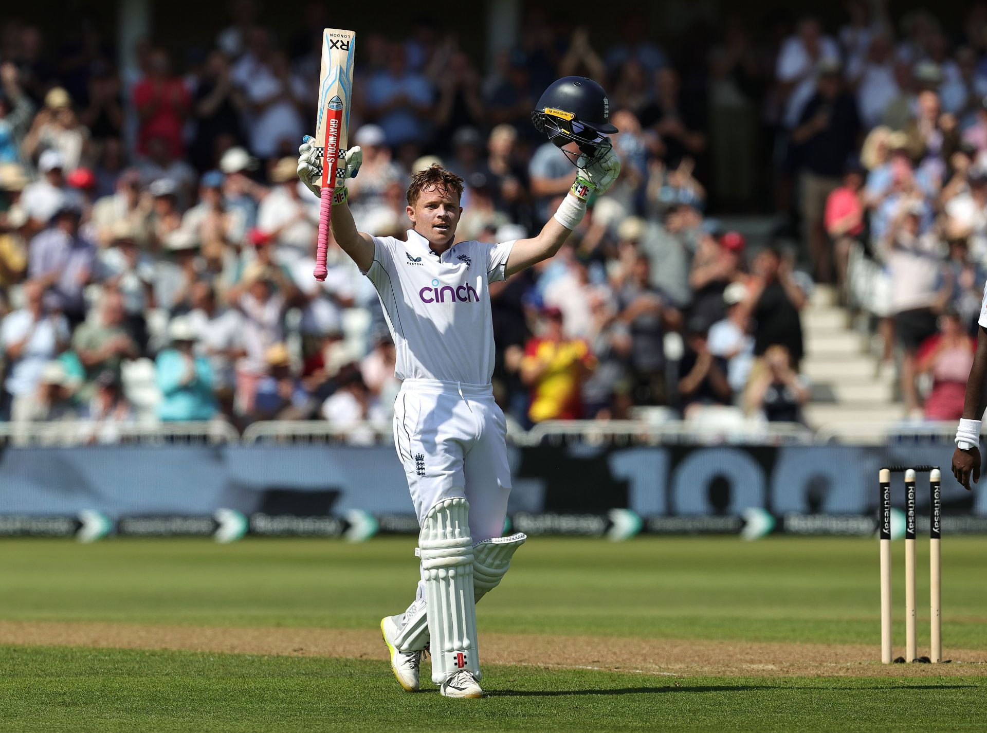 Ollie Pope celebrates his hundred. (Credits: Getty)